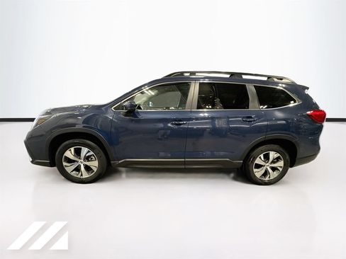 Used 2024 Subaru Ascent Premium w/ Convenience Package AWD/4WD image 7
