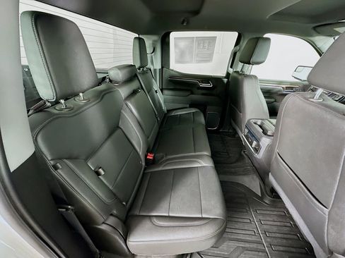 Used 2022 GMC Sierra 1500 SLT w/ SLT Convenience Package image 37