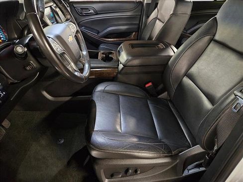 Used 2018 Chevrolet Tahoe LT w/ LT Signature Package RWD image 15