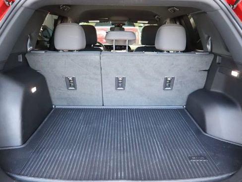 Used 2025 GMC Terrain Elevation AWD/4WD image 19