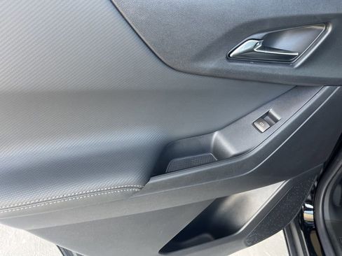New 2026 Chevrolet Equinox LT w/ Convenience Package II FWD image 15