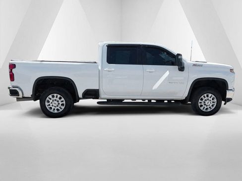 Used 2021 Chevrolet Silverado 2500 LT w/ Z71 Off-Road Package AWD/4WD image 8