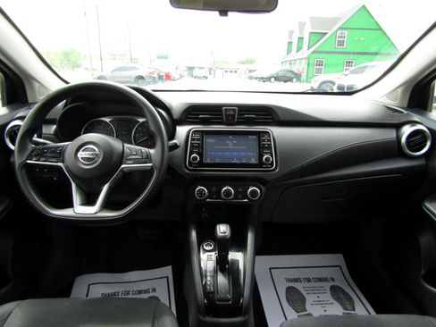 Used 2021 Nissan Versa S image 9