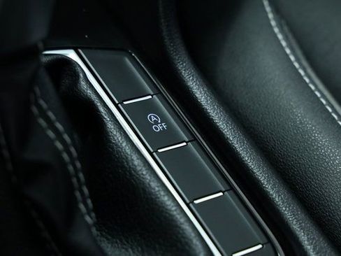 New 2024 Volkswagen Taos SE image 24