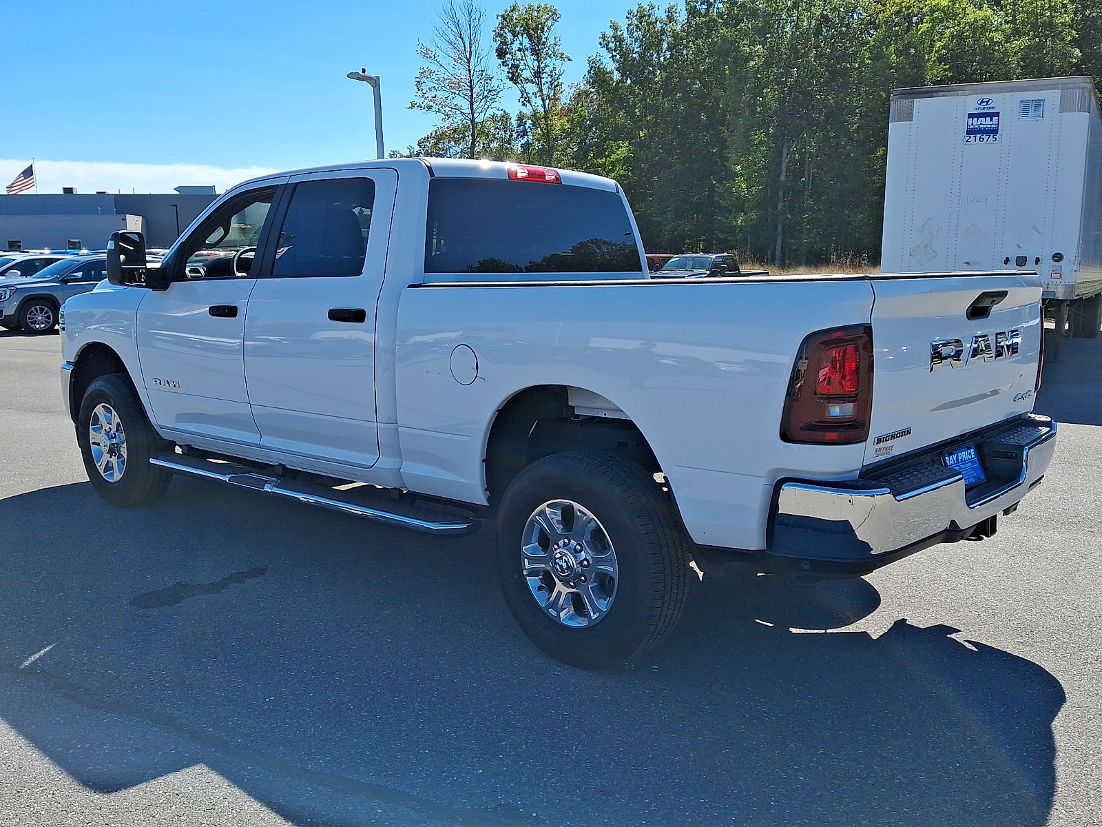 Used 2026 RAM 2500 Big Horn AWD/4WD image 4