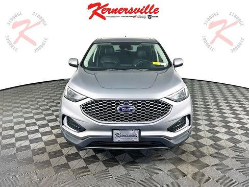 Used 2024 Ford Edge SEL image 2