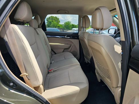 Used 2011 Kia Sorento LX FWD image 7
