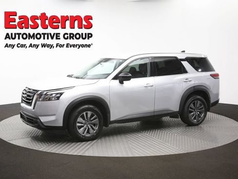 Used 2023 Nissan Pathfinder S AWD/4WD image 56