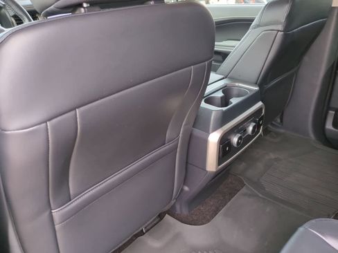 Used 2022 Ford Expedition XLT AWD/4WD image 18