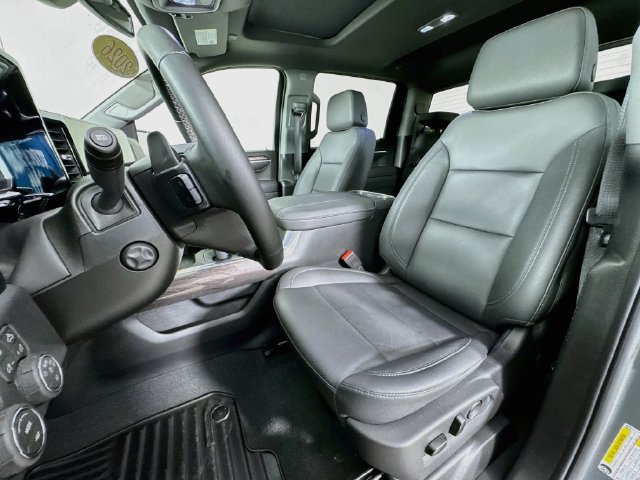 Used 2026 Chevrolet Silverado 1500 LTZ w/ LTZ Premium Package AWD/4WD image 11