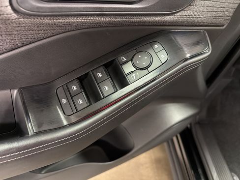 Used 2023 Nissan Rogue SV FWD image 26