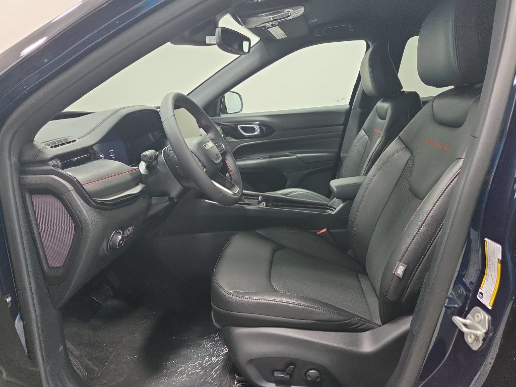 New 2026 Jeep Compass Trailhawk AWD/4WD image 19