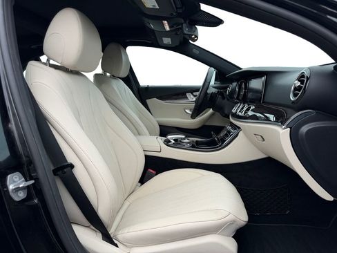 Used 2018 Mercedes-Benz E 300 image 17