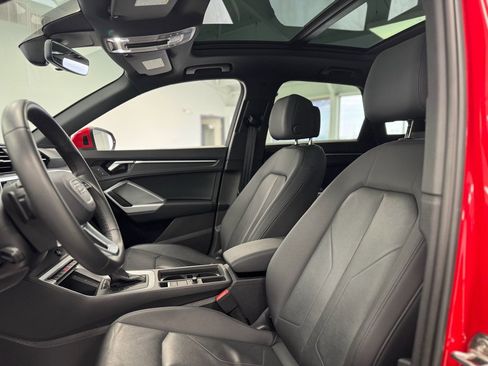 Used 2025 Audi Q3 2.0T Premium image 13