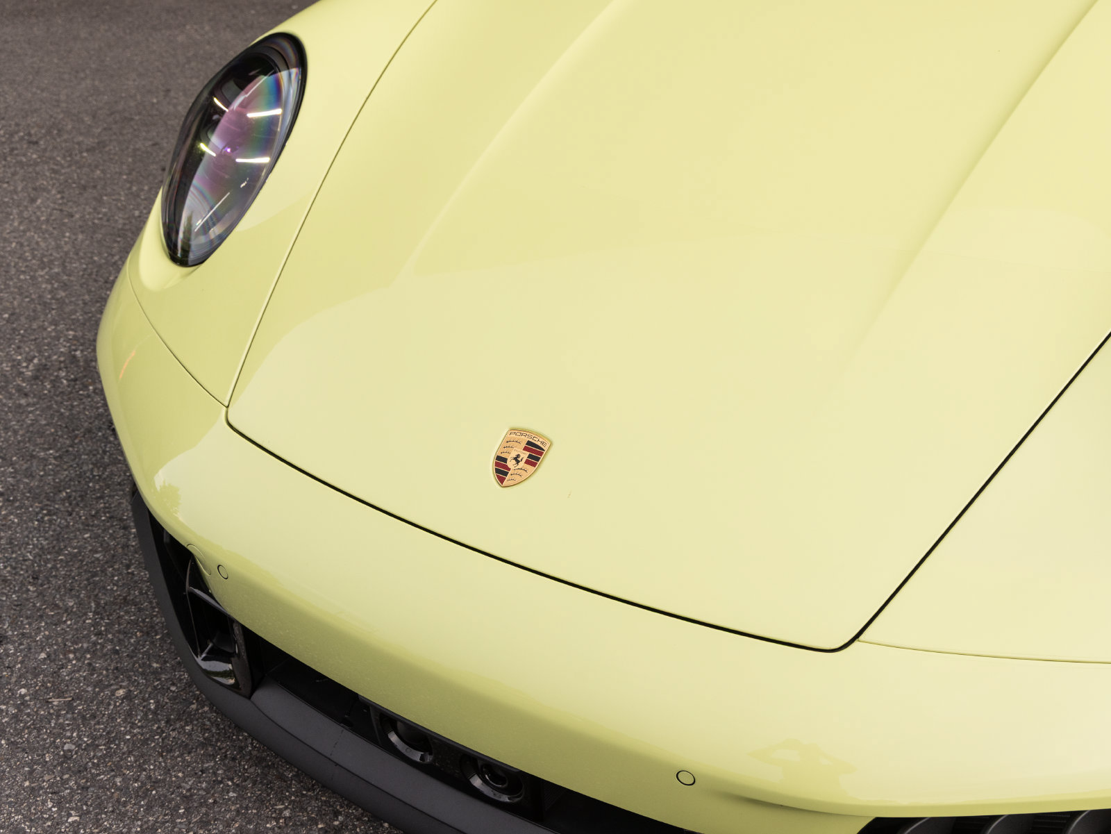 Certified 2025 Porsche 911 Carrera 4 GTS AWD/4WD image 10