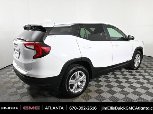 Certified 2024 GMC Terrain SLE image 27