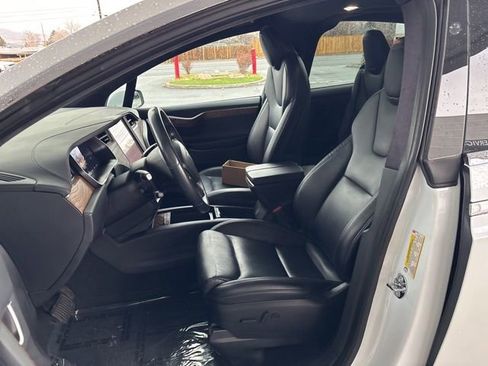 Used 2020 Tesla Model X Long Range image 15