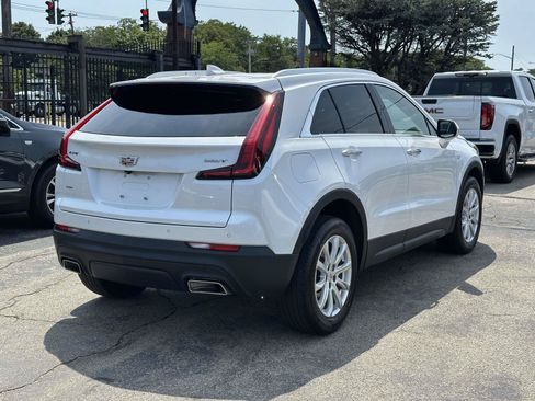 Certified 2023 Cadillac XT4 Luxury w/ Cold Weather Package AWD/4WD image 5