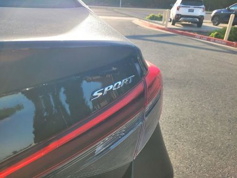 Used 2023 Honda Civic Sport image 7