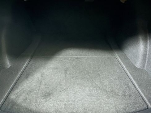 Used 2023 Tesla Model 3 Standard Range image 28