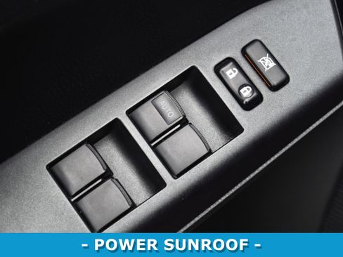 Used 2018 Toyota RAV4 LE w/ All Weather Liner Package image 7