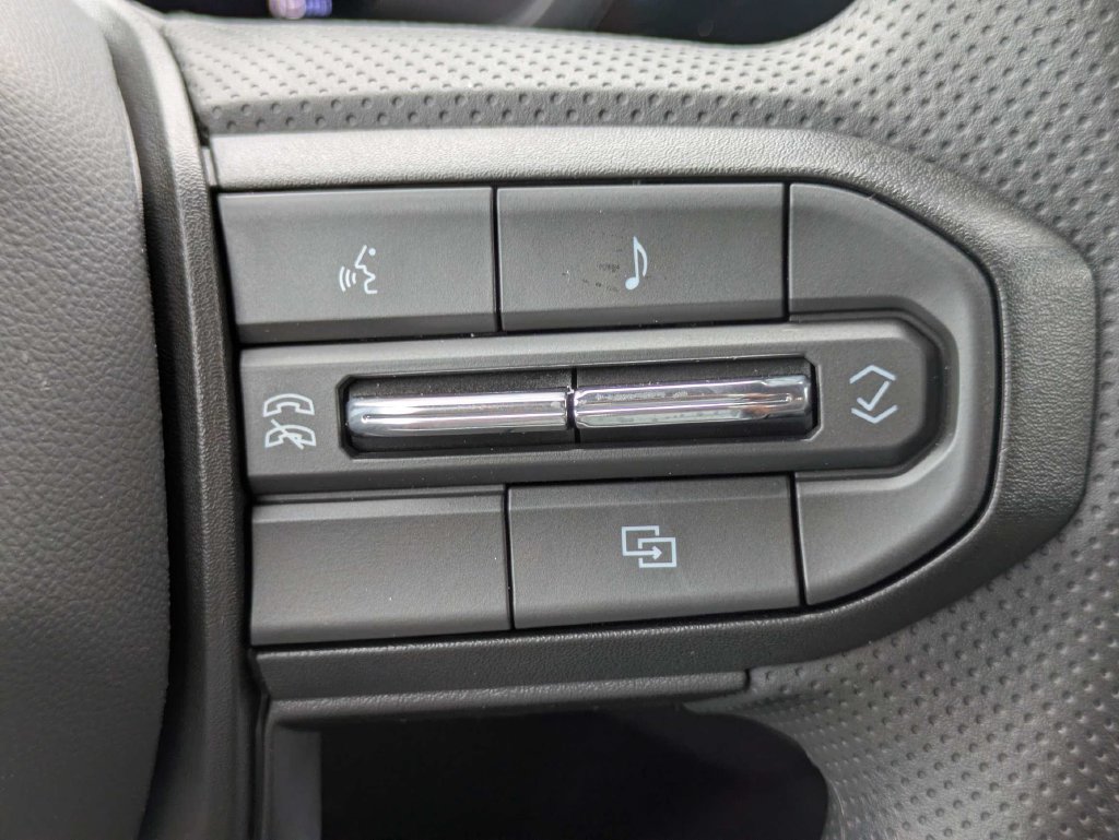New 2026 Chevrolet Colorado Trail Boss AWD/4WD image 25