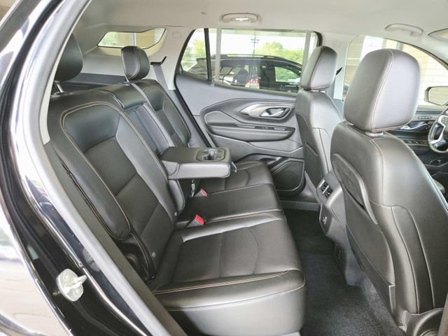 Used 2020 GMC Terrain SLT w/ Preferred Package AWD/4WD image 14