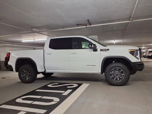 New 2026 GMC Sierra 1500 AT4X image 4