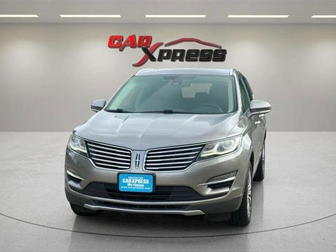 Used 2016 Lincoln MKC Reserve w/ Lincoln MKC Climate Package image 2