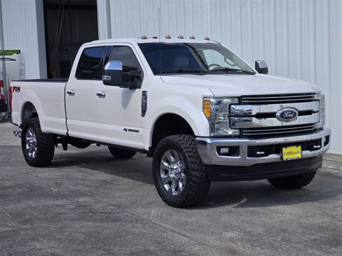 Used 2017 Ford F350 Lariat w/ Lariat Ultimate Package image 8