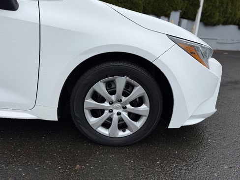 Certified 2024 Toyota Corolla LE image 11