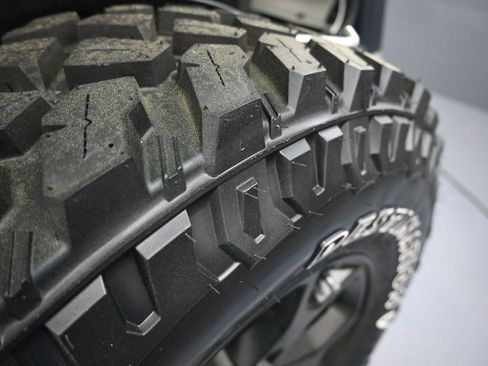 Used 2022 Jeep Wrangler Willys image 16