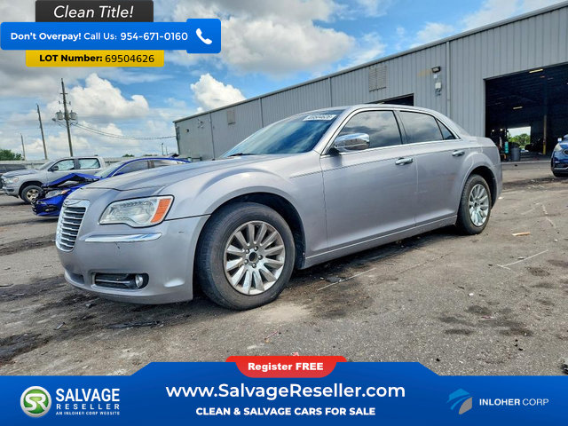 Used 2014 Chrysler 300 w/ Driver Convenience Group RWD image 1