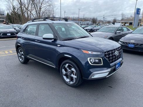 Certified 2023 Hyundai Venue Limited image 1