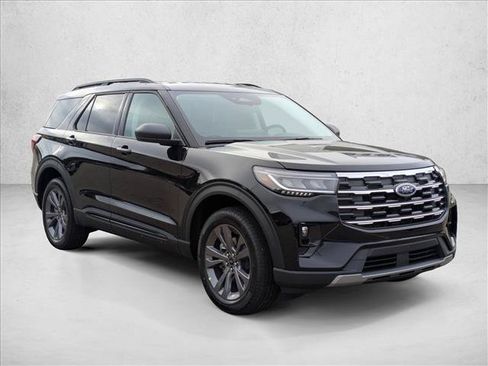 New 2026 Ford Explorer Active w/ Active Comfort Package AWD/4WD image 7