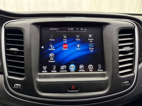 Used 2015 Chrysler 200 C w/ Navigation & Sound Group I image 27