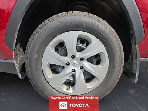 Certified 2024 Toyota RAV4 LE AWD/4WD image 16
