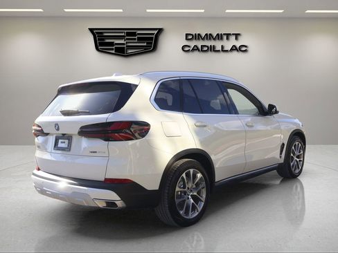 Used 2026 BMW X5 xDrive50e w/ Executive Package image 5