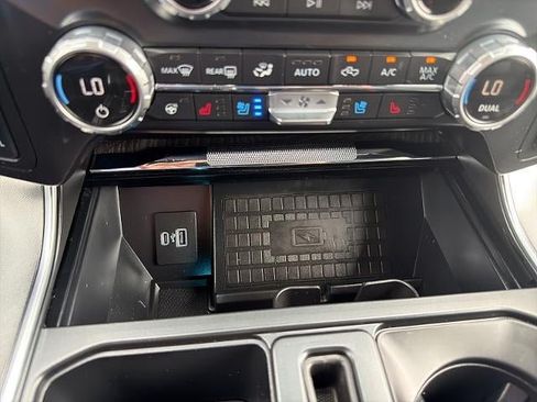 Used 2021 Ford F150 Platinum w/ Equipment Group 701A High AWD/4WD image 34