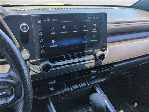 Used 2023 Chevrolet Colorado Trail Boss w/ Technology Package AWD/4WD image 21