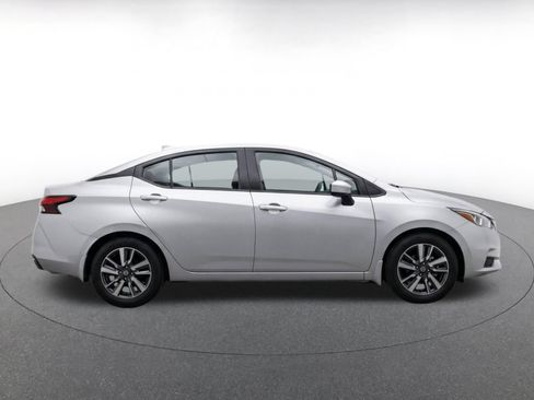 Used 2025 Nissan Versa SV FWD image 10