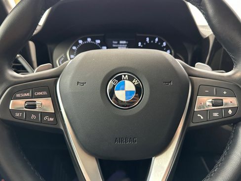 Used 2022 BMW 330i Sedan w/ Driving Assistance Package RWD image 17