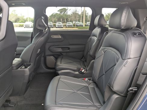 New 2027 Kia Telluride SX FWD image 16