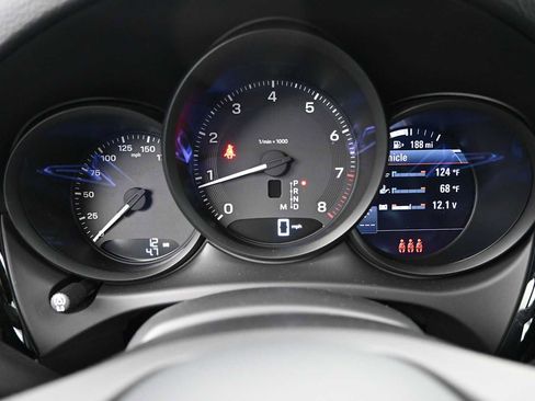 New 2026 Porsche Macan AWD/4WD image 10