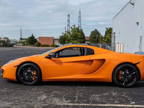 Used 2013 McLaren MP4-12C Spider image 17