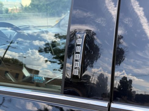 Used 2017 Ford F350 King Ranch w/ FX4 Off-Road Package image 36