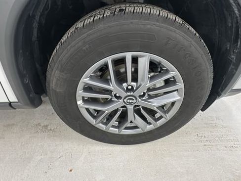 Certified 2024 Nissan Rogue S image 9