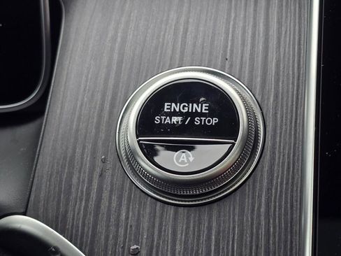 New 2026 Mercedes-Benz GLC 300 4MATIC image 40
