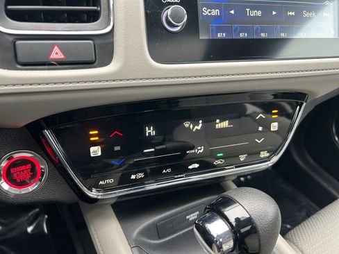 Used 2020 Honda HR-V EX image 37