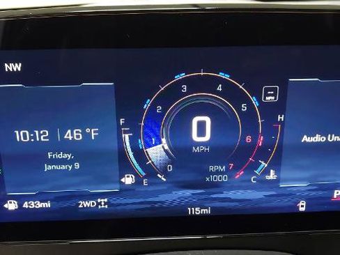 New 2026 Chevrolet Traverse LT w/ Sun and Wheel Package image 18